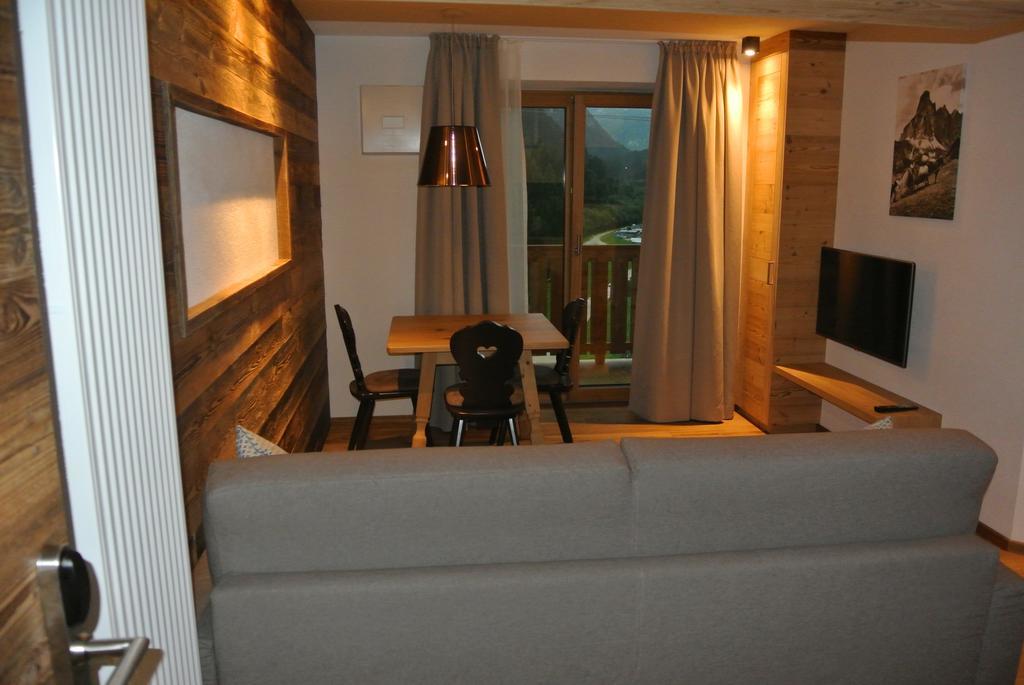 לה וילה Chalet Prades Dolomiti Lodges חדר תמונה